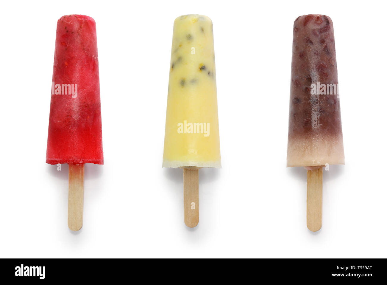 Hausgemachtes Eis Pops, Erdbeere, Passionsfrucht, adzuki Bohnen Stockfoto