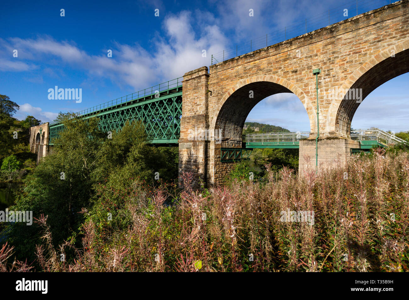 Oykel Viadukt Eisenbahn Brücke die Kyle von Sutherland Crossing an Invershin in Sutherland, nördlichen Schottland. Stockfoto