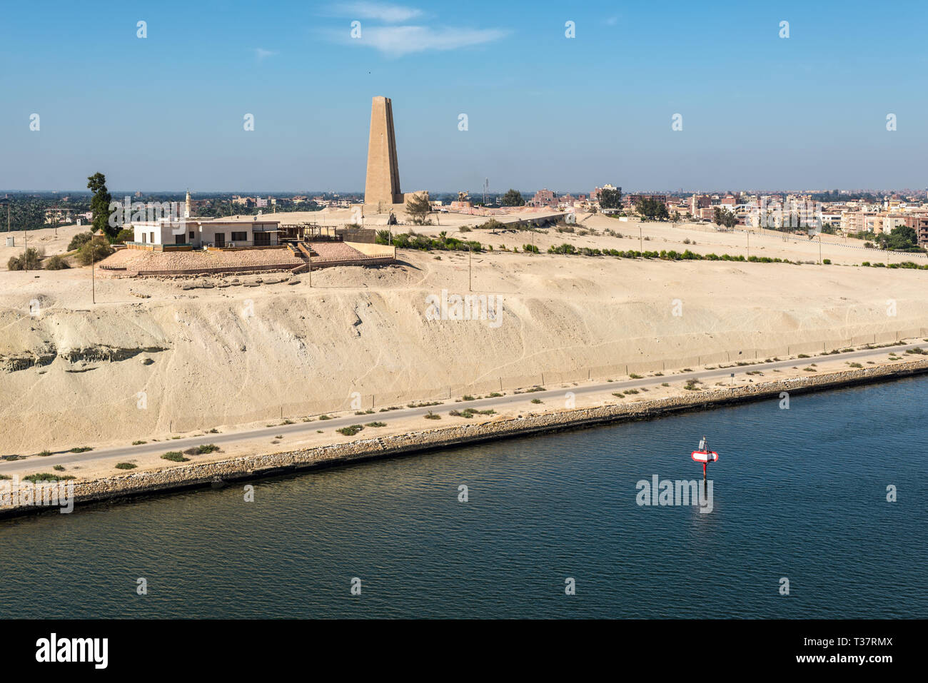 Ismailia, Ägypten - November 5, 2017: Suez Canal Verteidigung Denkmal an Ismalia Commerating die Verteidigung des Kanals gegen die Türkische während des Großen W Stockfoto