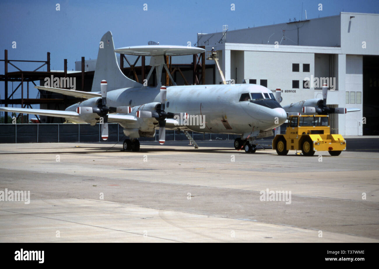 Us-amerikanischen Zoll- und Grenzschutzbehörden Lockheed P-3 Orion AEWC Stockfoto