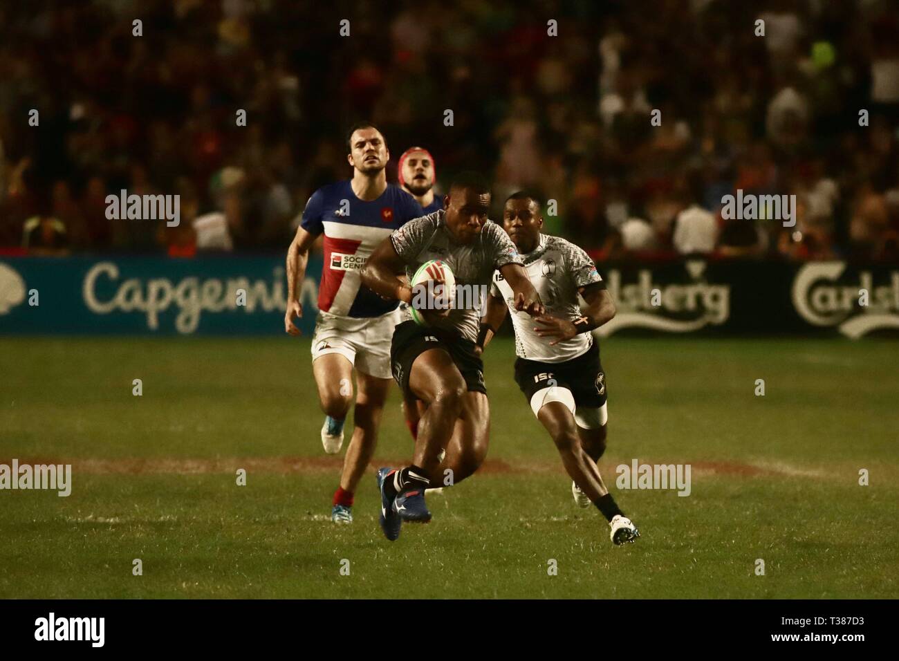 Hongkong, China. 7 Apr, 2019. Fiji Rugby Team gewann die Meisterschaft in der Cathay Pacific/HSBC Hongkong Sevens 2019 World Series FINAL, Scoring 21-7 Vollzeit gegen Frankreich. April 7, 2019 Hong Kong. ZUMA/Liau Chung-ren Credit: Liau Chung-ren/ZUMA Draht/Alamy leben Nachrichten Stockfoto
