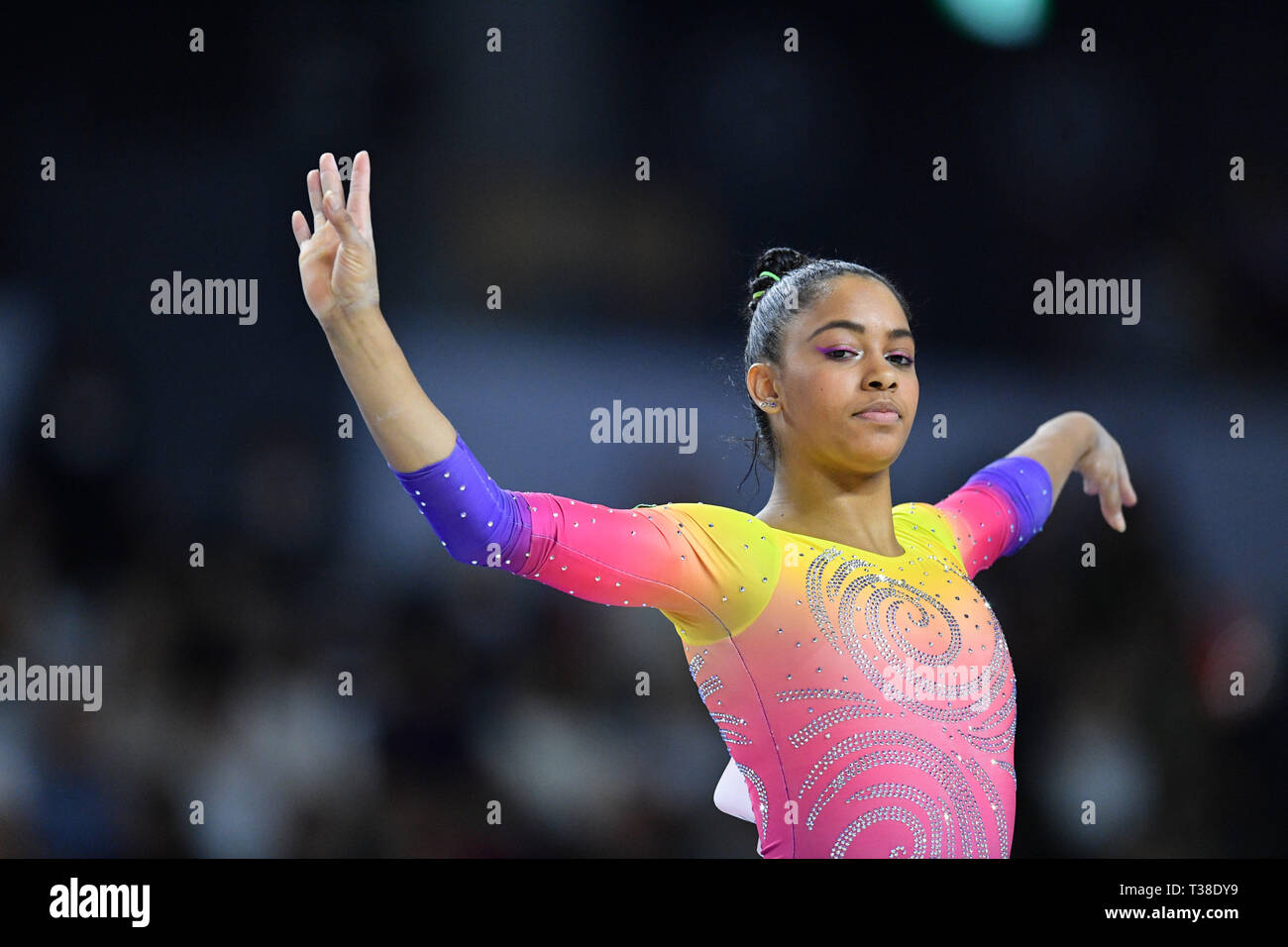 Musashino Wald Sports Plaza, Tokio, Japan. 7 Apr, 2019. Carolyne Pedro (BRA), 7. APRIL 2019 - Turnen: ABB. Gymnastics World Cup, Tokio Cup 2019 Damen Einzel All-round, Übung an der Musashino Wald Sports Plaza, Tokio, Japan. Quelle: Lba Co.Ltd./Alamy leben Nachrichten Stockfoto