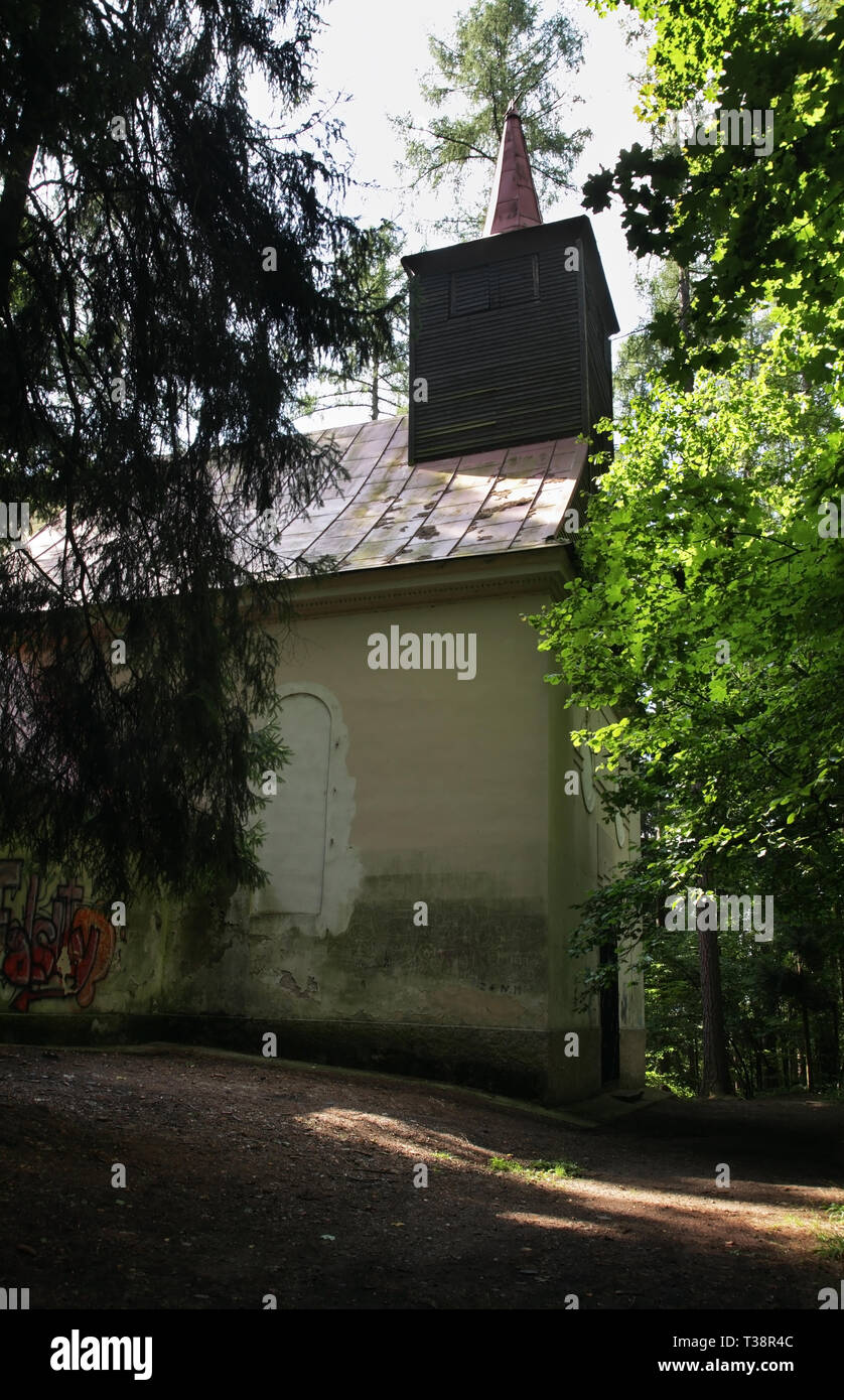 Kirche Christi, des Herrn, am Mountain Park in Kudowa-Zdroj. Polen Stockfoto