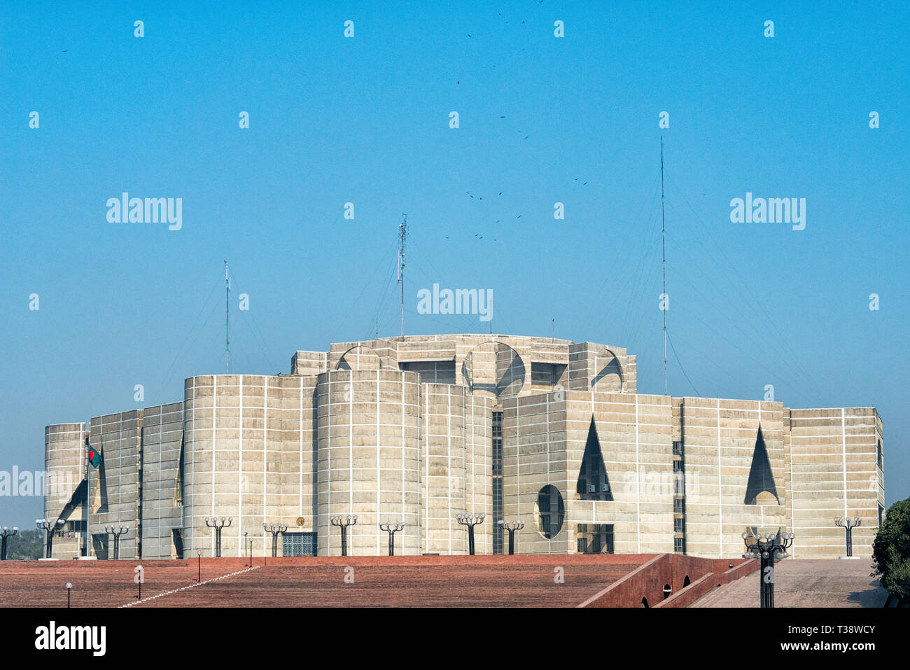 Jatiya Sangsad Bhaban (nationales Parlament) von Louis Kahn, Dhaka, Bangladesch konzipiert Stockfoto