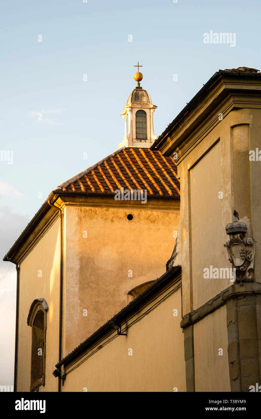 Einfache Kuppel der neoklassizistischen Kirche San Marco in Florenz, Italien. Stockfoto