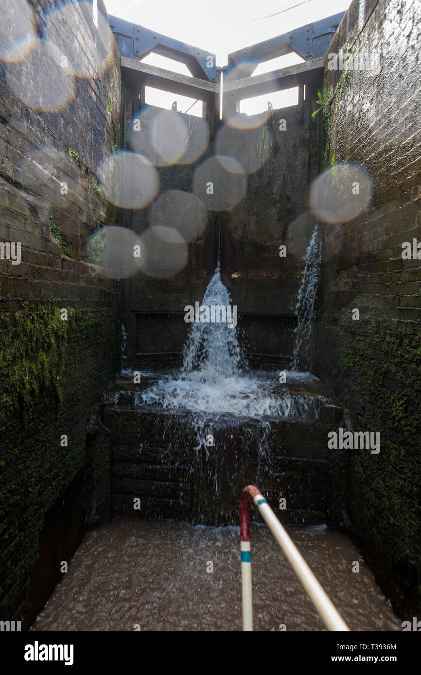 Im Inneren Grindley Brook Treppe Lock Nr. 17, Llangollen Canal, Shropshire, England Stockfoto