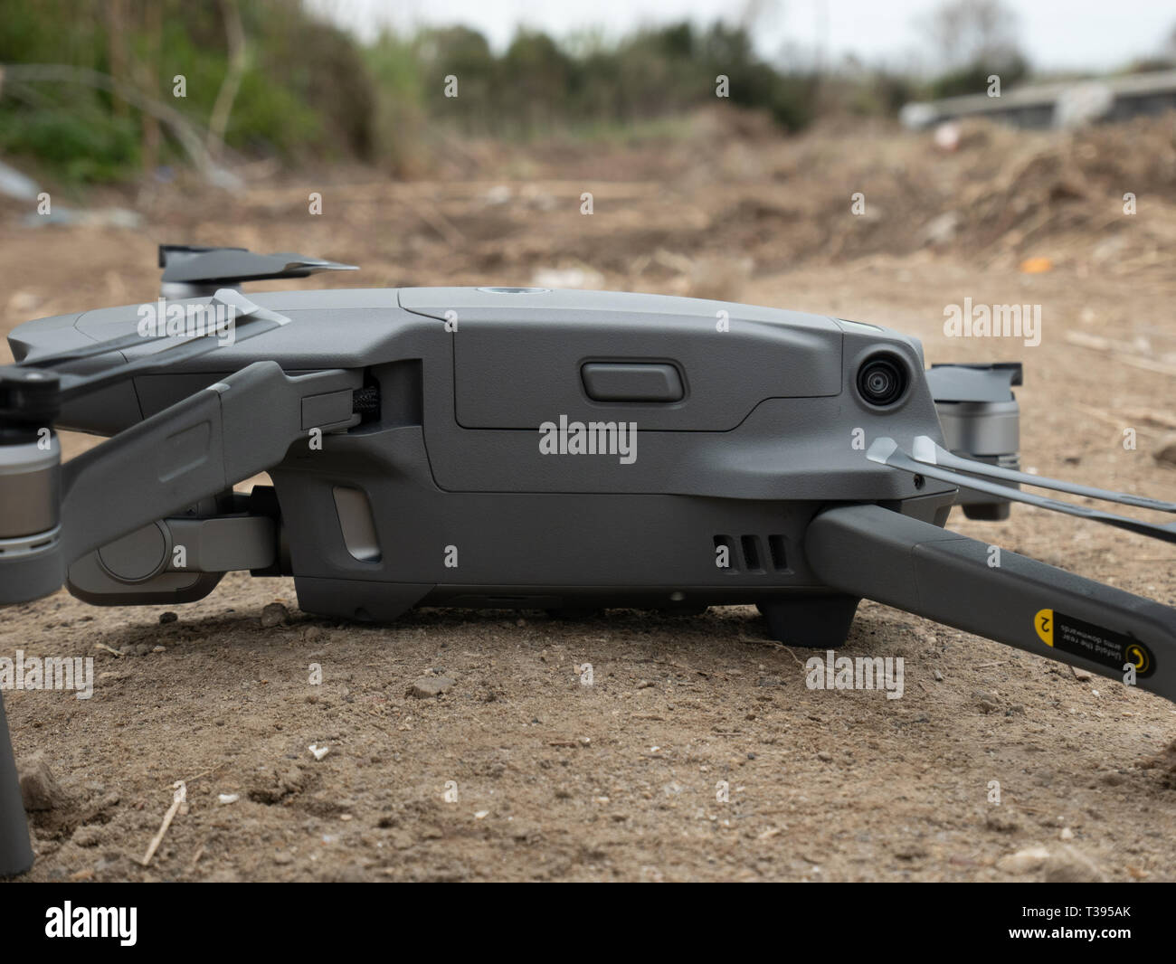 DJI Mavic2 Pro Drohne. Sichtbar sind die Anti collision System optycs Für autonome Flug Stockfoto