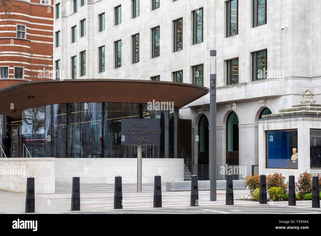 New Scotland Yard, Victoria Embankment, London, Freitag, 22. März 2019. Foto: David Rowland/One-Image.com Stockfoto