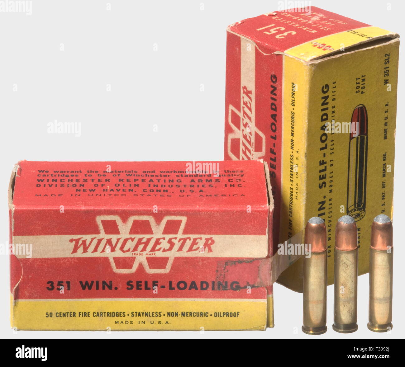 SERVICE Waffen, Ausrüstung, 90 Patronen Kaliber 351 Gewinnen, für automatisches Gewehr Winchester Modell 1907, Additional-Rights - Clearance-Info - Not-Available Stockfoto