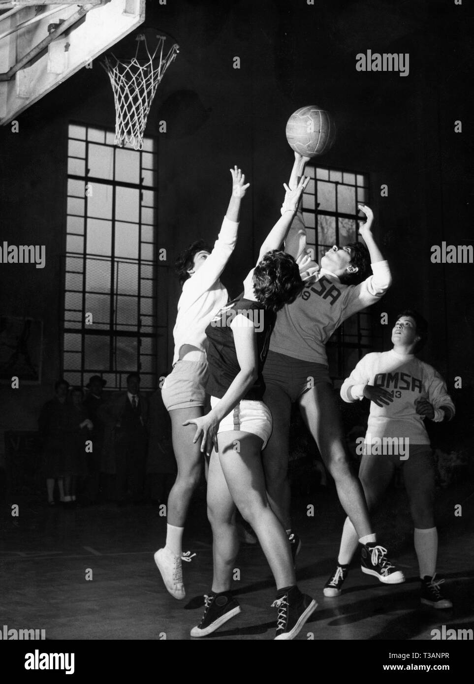 Weibliche Basketball, 1958 Stockfoto