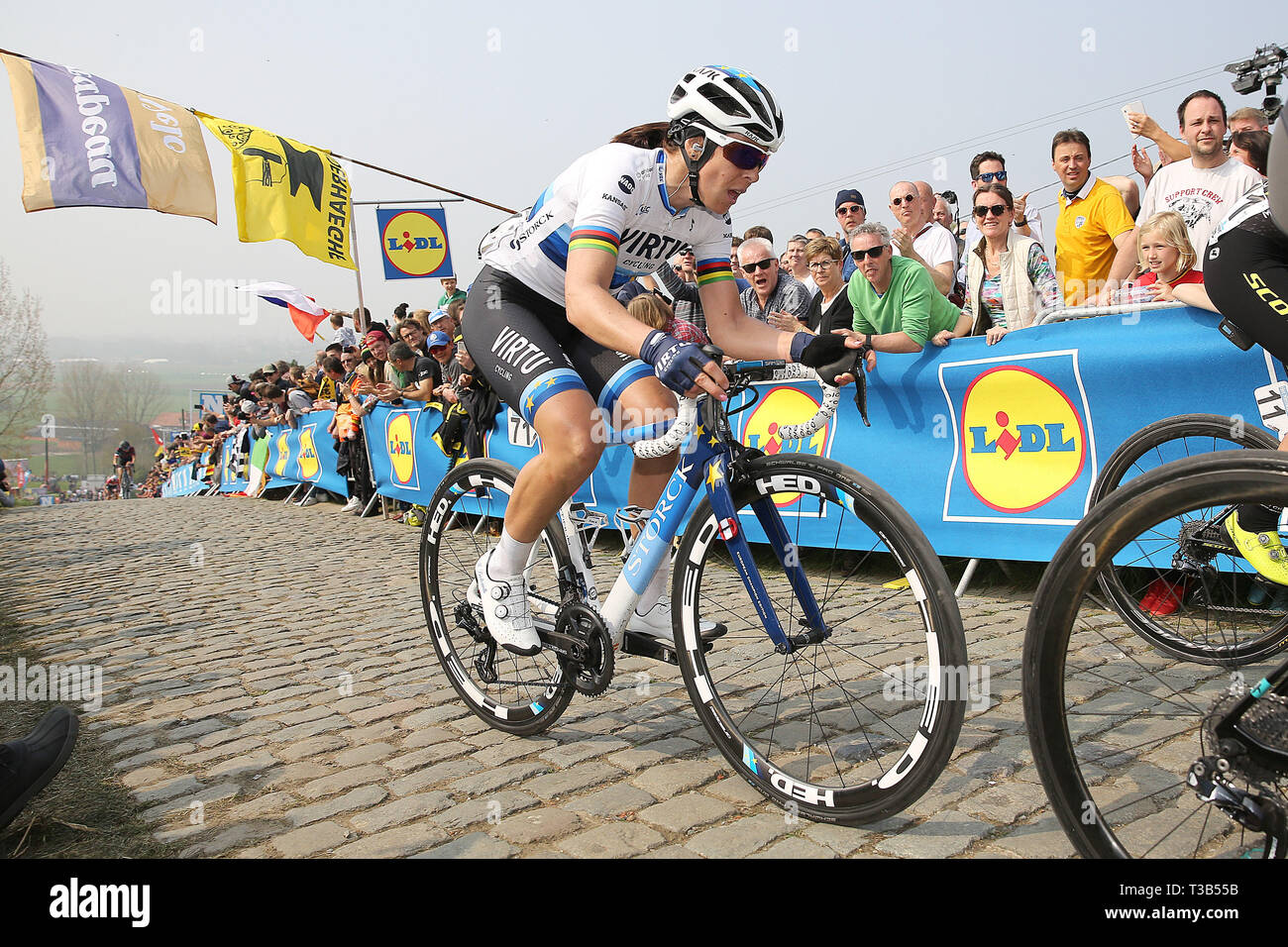 Oudenaarde -7-04-2019, Radfahren, Ronde van Vlaanderen Dames, mit Marta Bastianelli Stockfoto