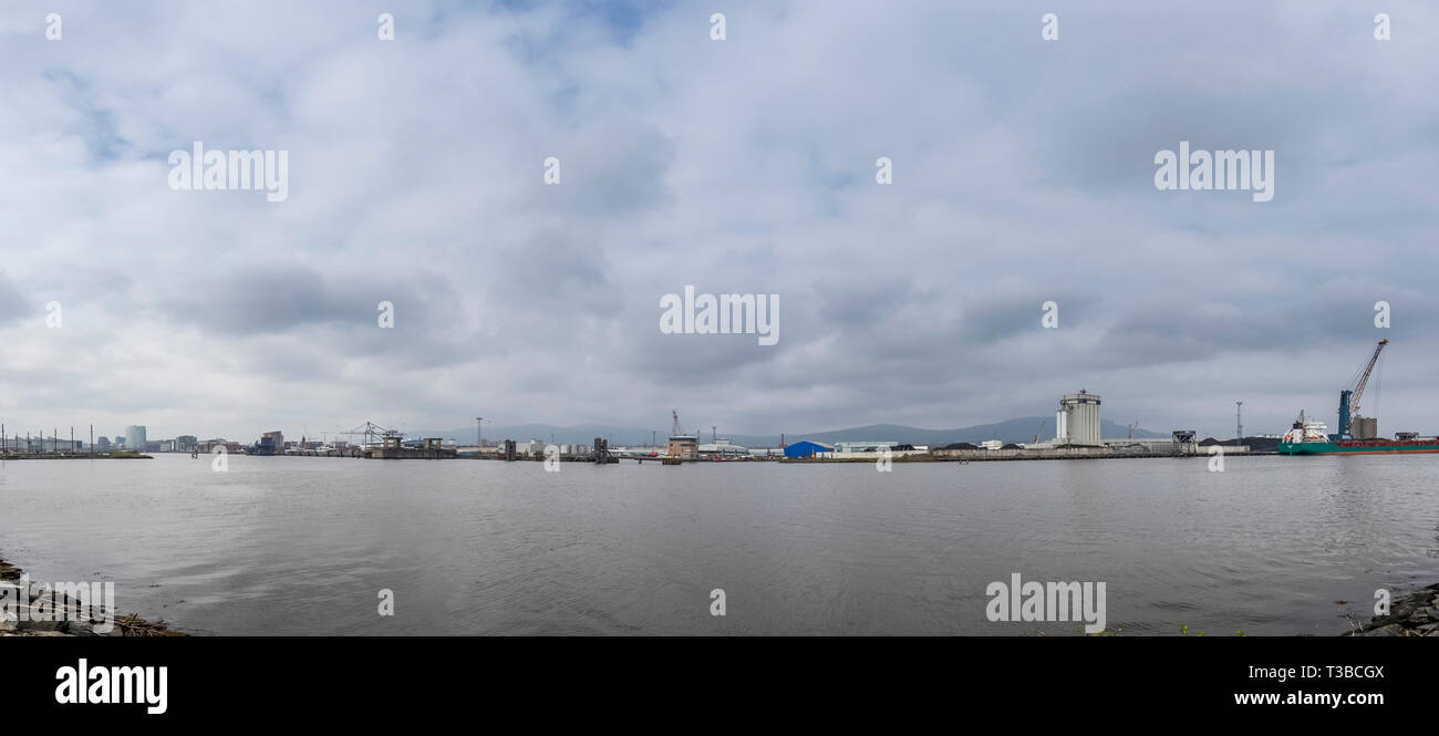 Belfast Harbour, arbeitet Port, Heimat von Harland & Wolff Schiffbau und der Titanic Studios und Titanic erleben. Stockfoto