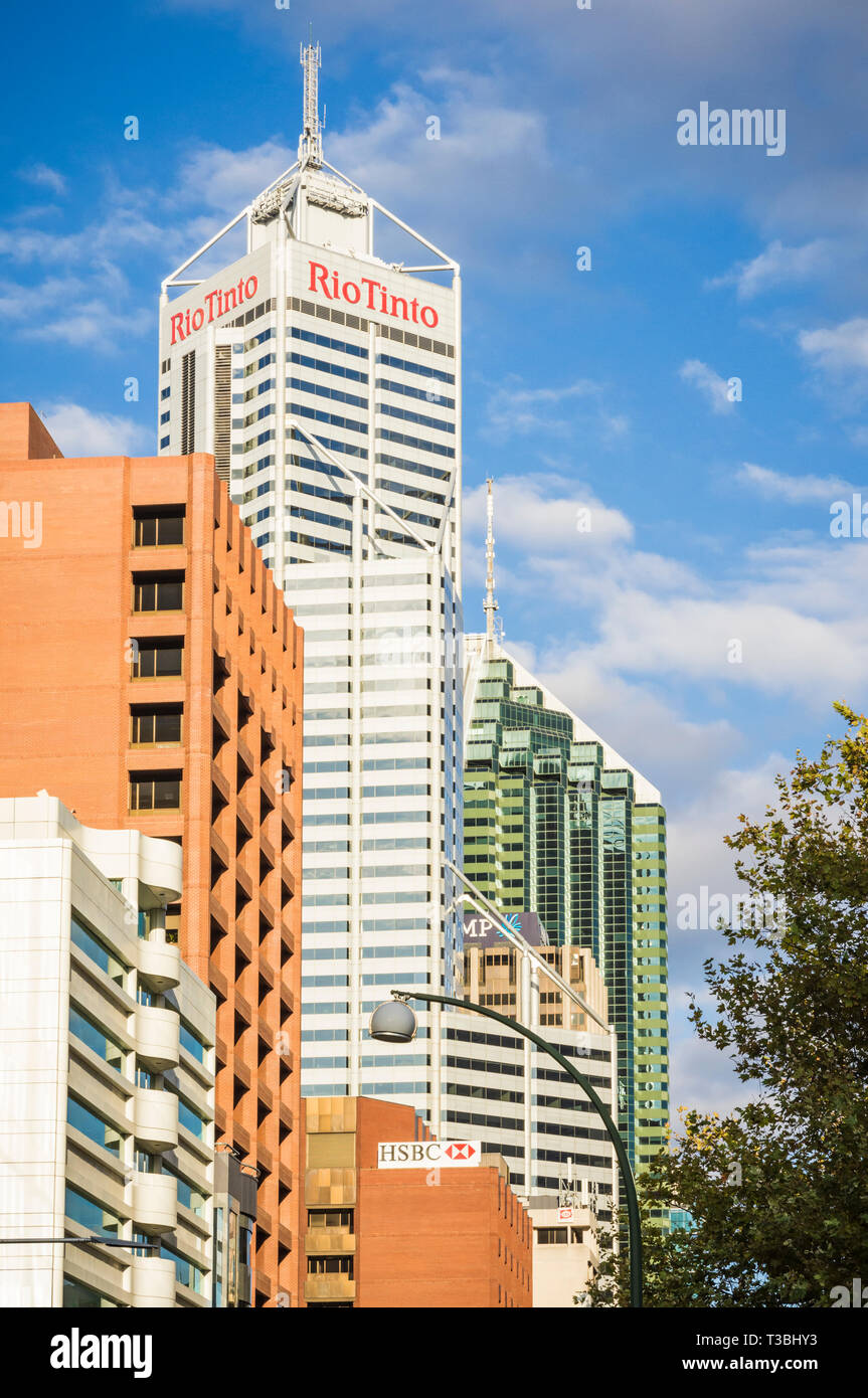 Wolkenkratzer und hohen Gebäuden der Perth CBD, Western Australia Stockfoto