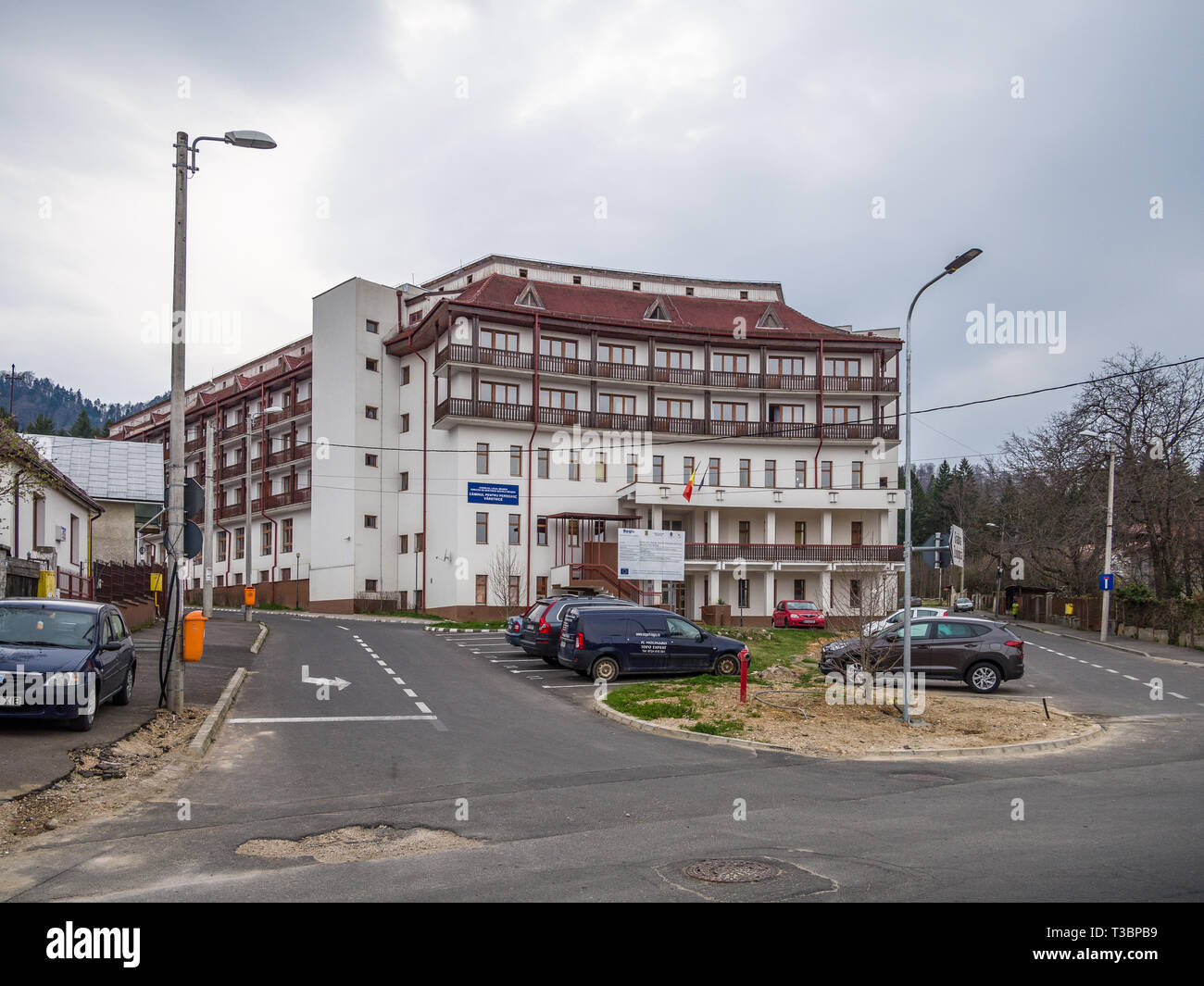 Silo/Entsorgung/retrait Haus/residntial site für ältere Menschen, Noua, Brasov, Rumänien, EU Stockfoto
