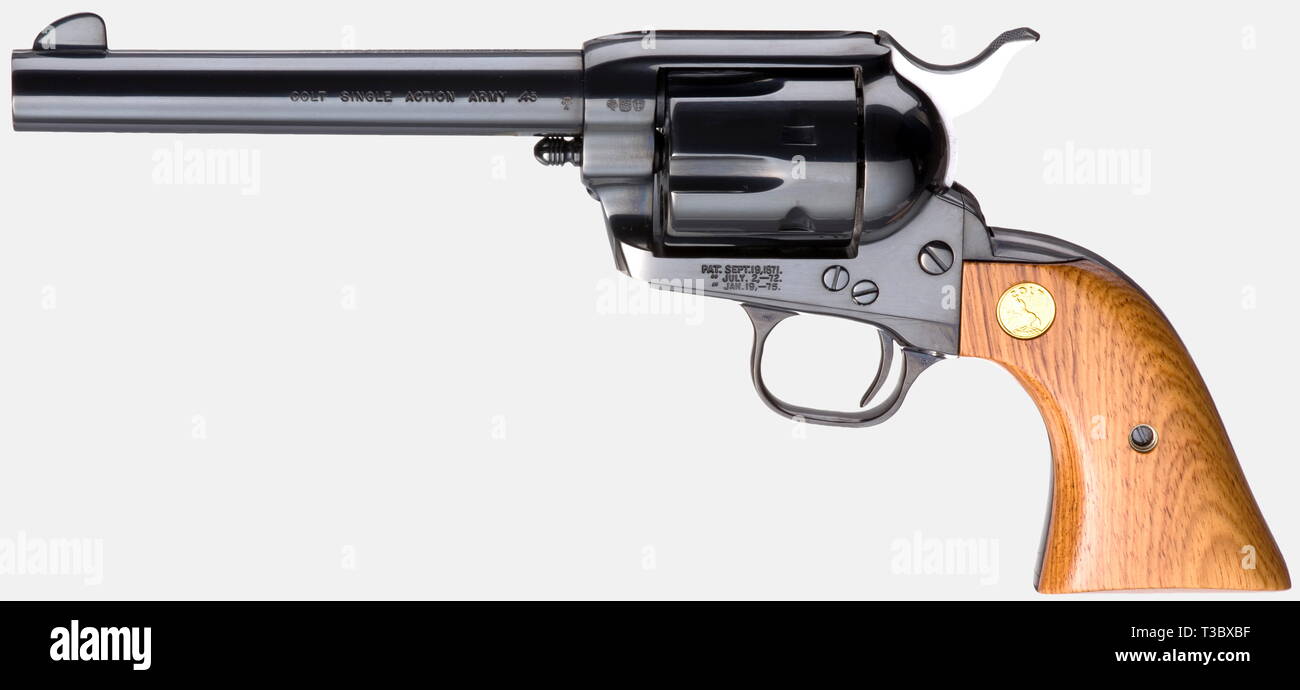 Ein Colt heriff Edition'., fünf Colt Single Action Army Revolver, jeweils ohne Auswerfer. Kal. .45 LC. Seriennummern: 178 SE 2, 178 SE 25 178 SE 3, 178 SE und 178 SE 4, 55. Übereinstimmende Nummern. Im Jahr 1987 hergestellt. Verschiedene lauflängen von 2" bis 5,5" (die letzte Ziffer der Seriennummer zeigt die Lauflänge). Deep Black Blaufärbung. Holz- Grip panels Inset mit dem Firmenlogo. In einer gläsernen Vitrine, mit grünem Samt ausgekleidet. Die Waffen sind um eine Plakette in Form von einem Sheriff Stern gruppiert. Die Glasscheibe hat Gold Schriftzug, der Heriff, Additional-Rights - Clearance-Info - Not-Available Stockfoto