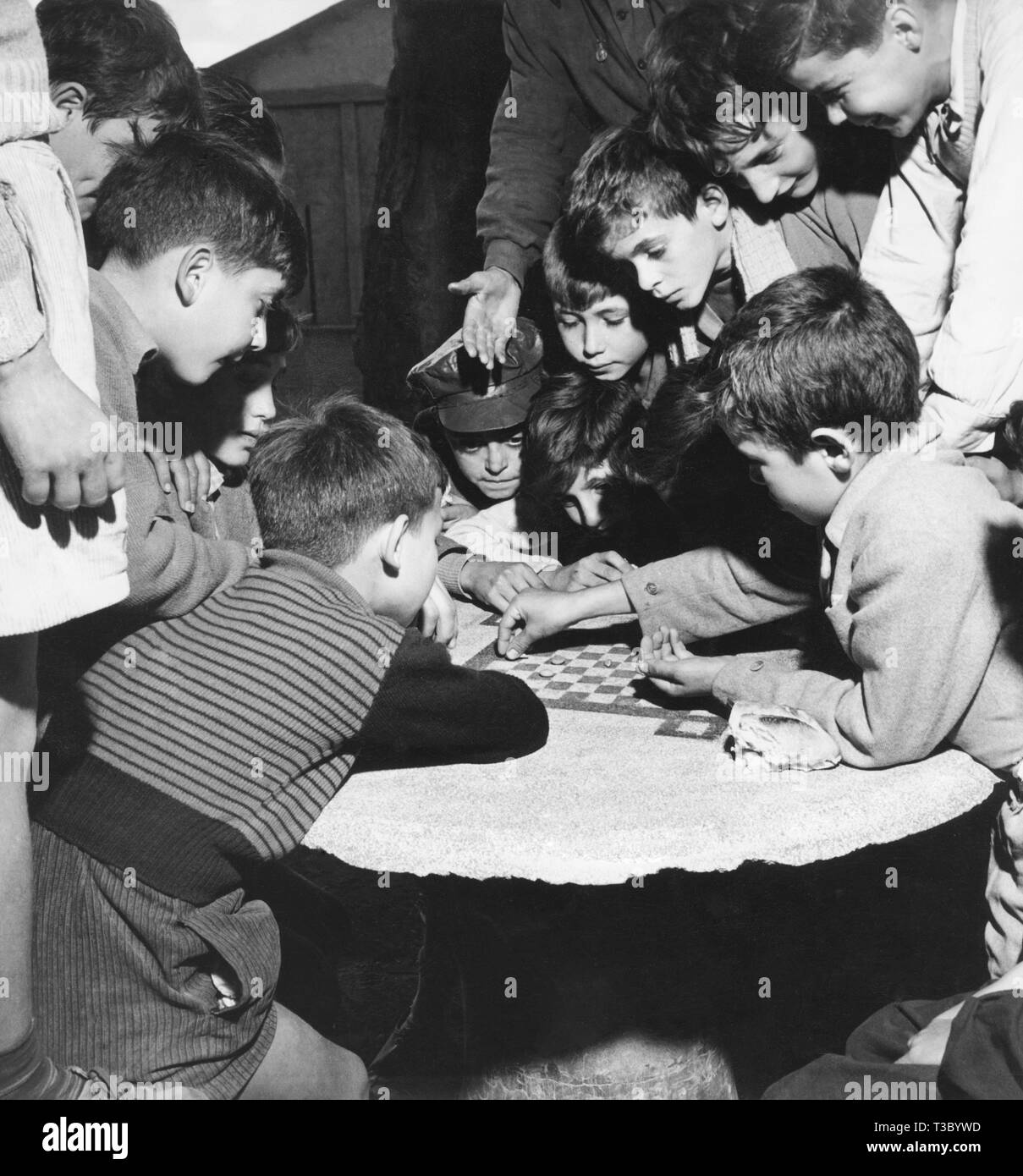 Kinder spielen, Entwürfe, 1952 Stockfoto