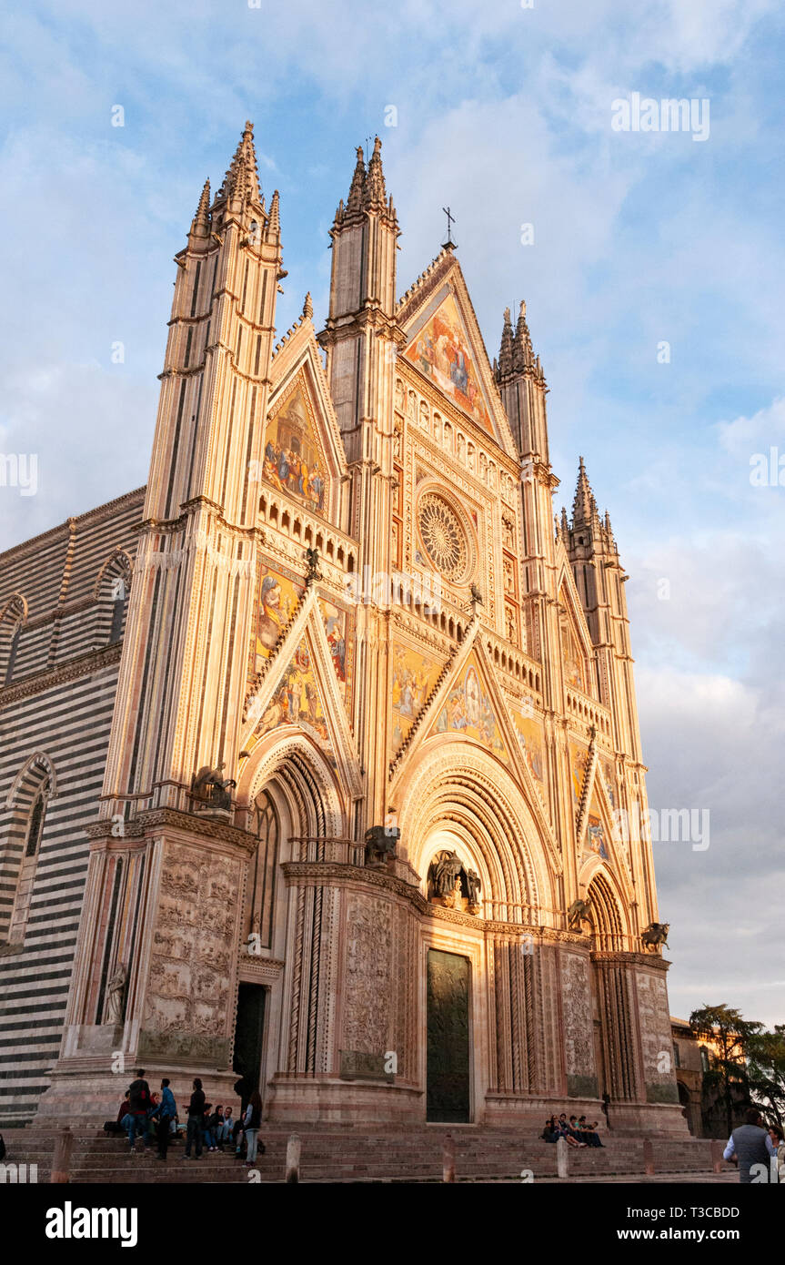 Dom von Orvieto, Umbrien, Italien auch als Kathedrale Santa Maria Assunta bekannt Stockfoto