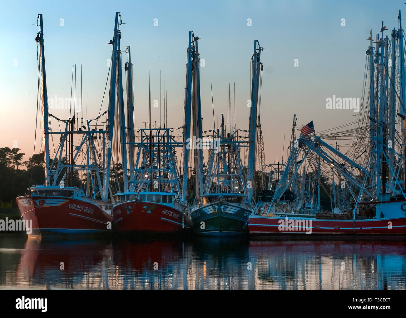 Krabbenfänger sind in Bayou La Batre, Ala., 3. Juli 2010. Stockfoto