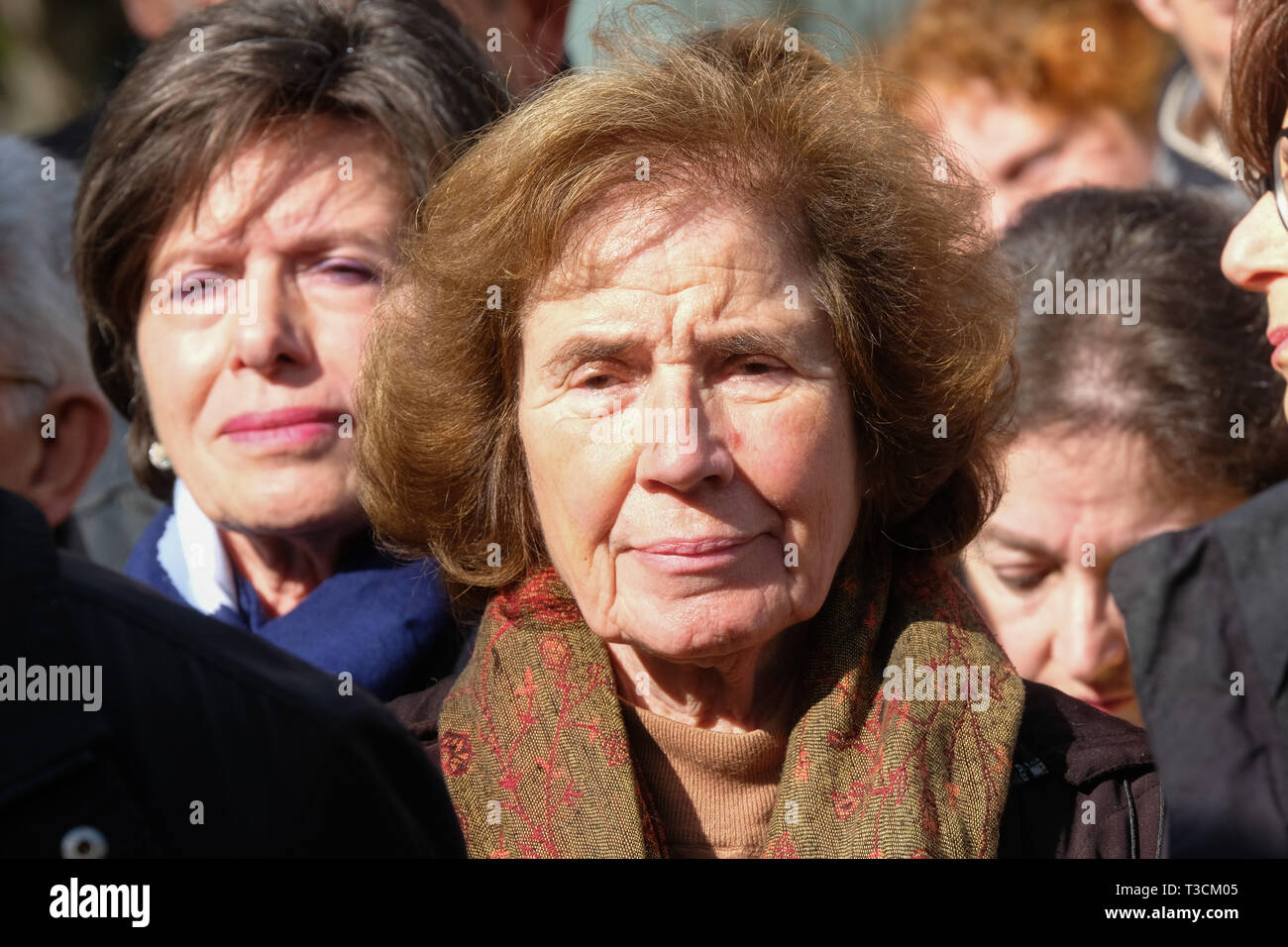 44 kinder izieu Fotos und Bildmaterial in hoher Auflösung Alamy