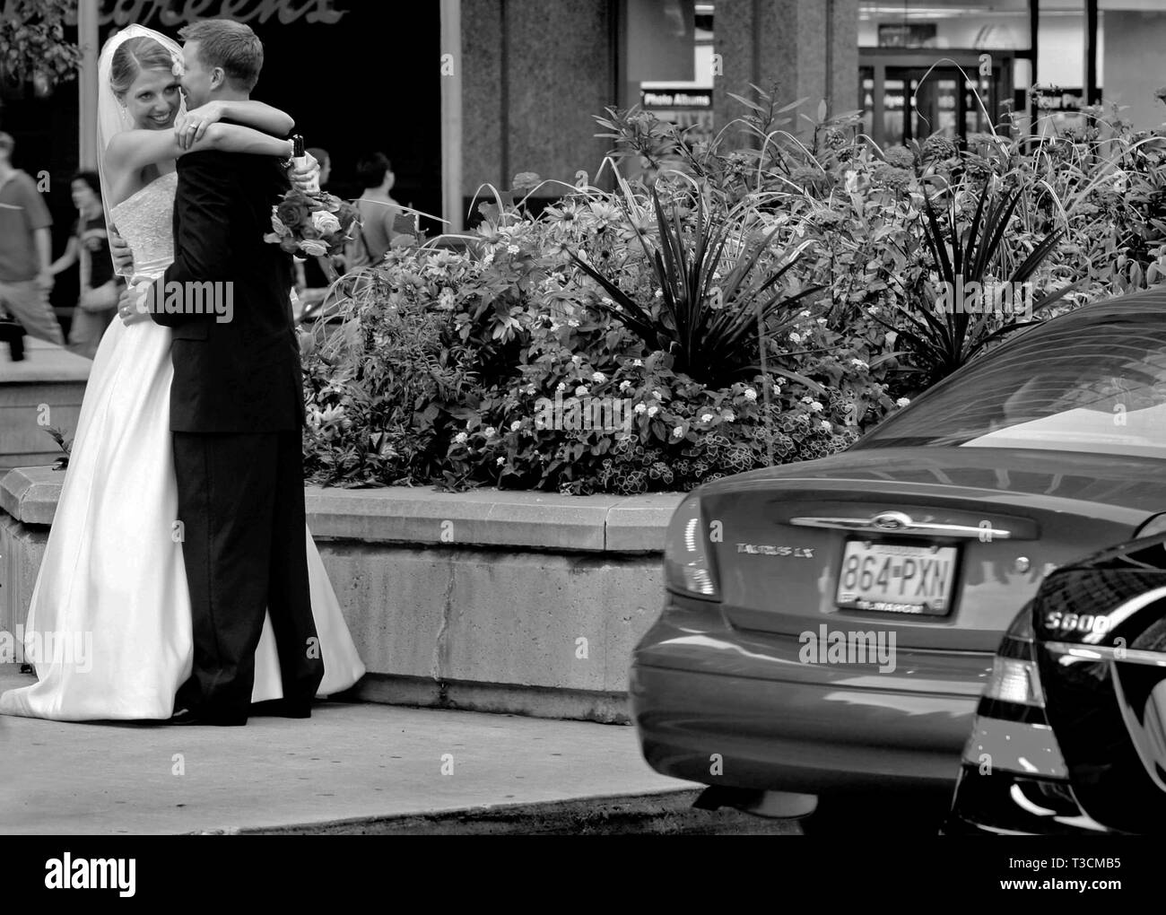 CHICAGO 2009-09-30 das tägliche Leben in der Stadt von Chicago, USA. Braut und Bräutigam in Central City. Foto Jeppe Gustafsson Stockfoto