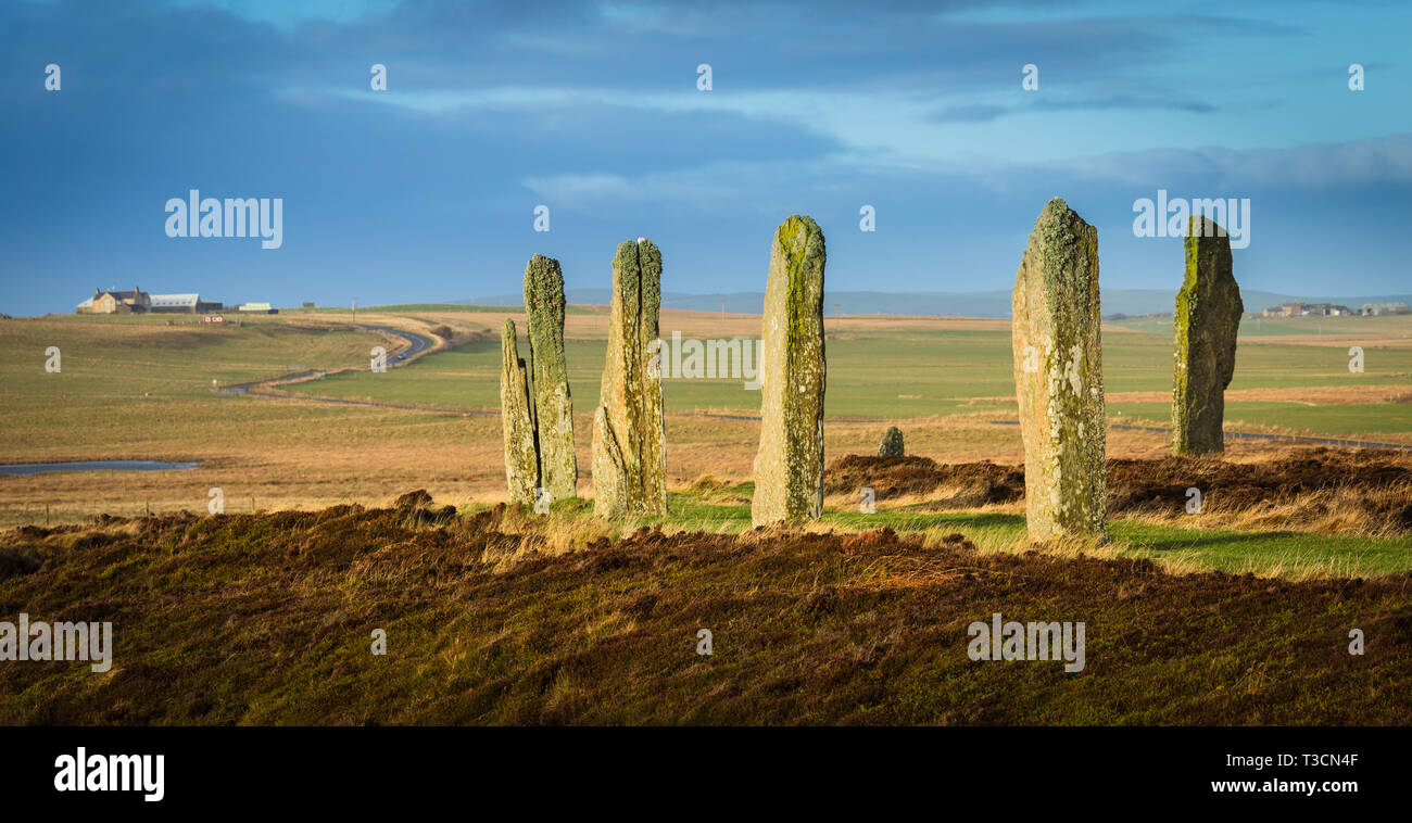 Suche nord-westlich vom Ring von Brodgar neolithische Steinkreis, Festland, Orkney Stockfoto