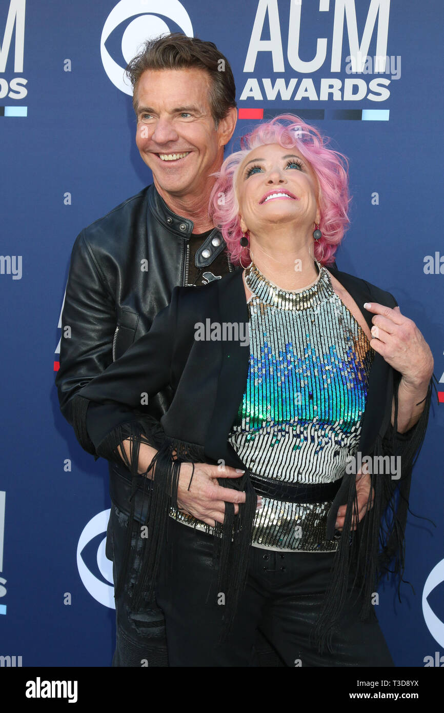 April 7, 2019 - Las Vegas, NV, USA - LAS VEGAS - APR 7: Dennis Quaid, Tanya Tucker auf der 54 Akademie der Country Music Awards im MGM Grand Garden Arena am 7. April 2019 in Las Vegas, NV (Credit Bild: © Kay Blake/ZUMA Draht) Stockfoto
