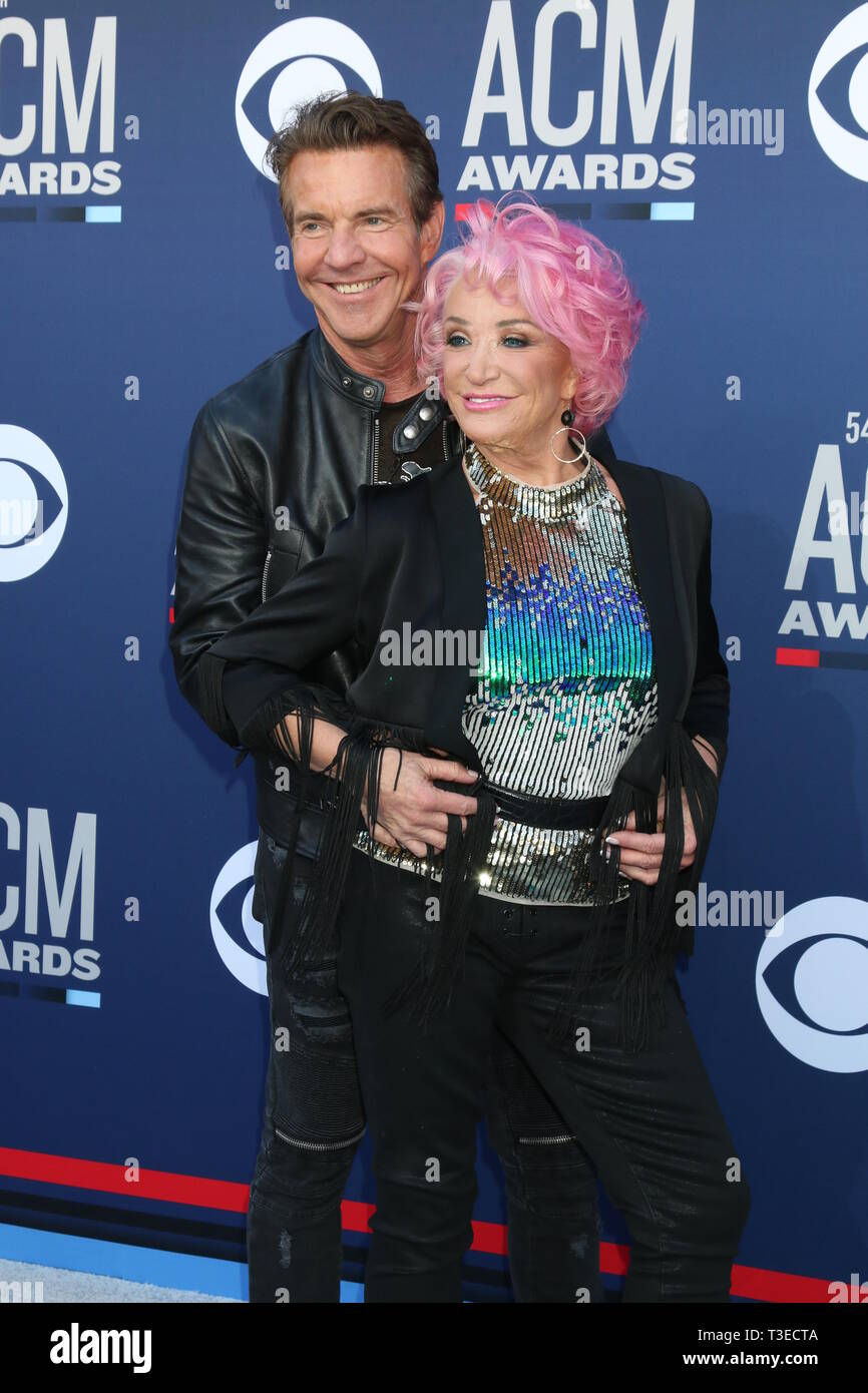 April 7, 2019 - Las Vegas, NV, USA - LAS VEGAS - APR 7: Dennis Quaid, Tanya Tucker auf der 54 Akademie der Country Music Awards im MGM Grand Garden Arena am 7. April 2019 in Las Vegas, NV (Credit Bild: © Kay Blake/ZUMA Draht) Stockfoto
