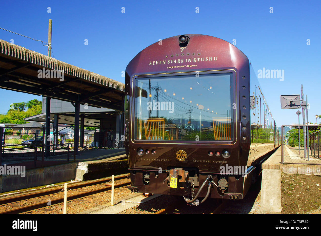 Sieben Sterne in Kyushu (Deluxe Schlafwagen Bummelzug), Japan Stockfoto