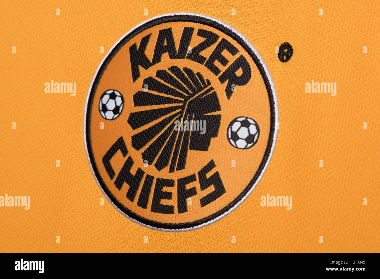 Nahaufnahme von Kaizer Chiefs Jersey. Stockfoto