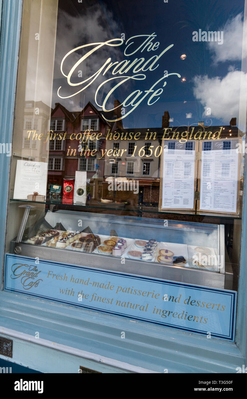 Das Grand Cafe ist das erste Café in England und ist in der High Street, Oxford, Großbritannien gelegen. Laut Samuel Pepys Tagebuch 1660, der Grand C Stockfoto