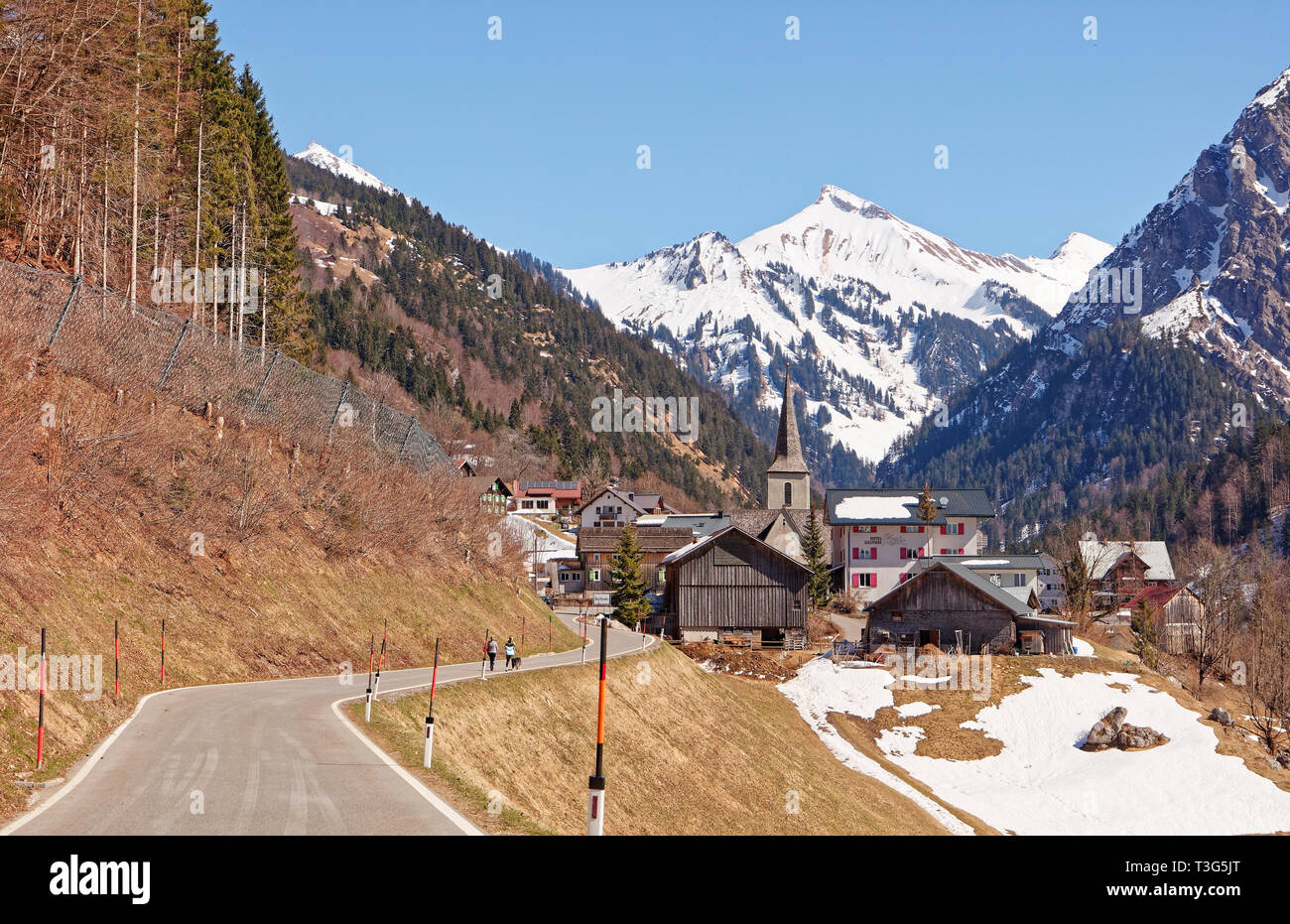 Buchboden, Vorarlberg, Österreich - 23 März 2019: buchboden Bergdorf im Walsertal-Bregenzerwald/Bregenzer Wald, Vorarlberg, Österreich Stockfoto