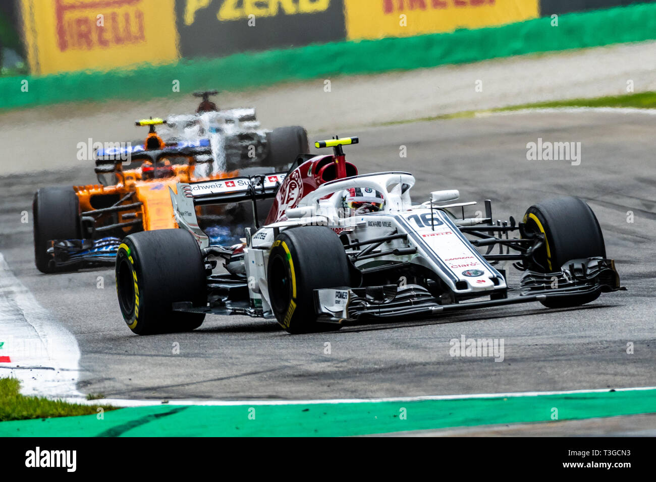 Monza/Italien - #16 Charles Leclerc (Alfa Romeo Sauber) an der Roggia Schikane während der Italienischen GP Stockfoto