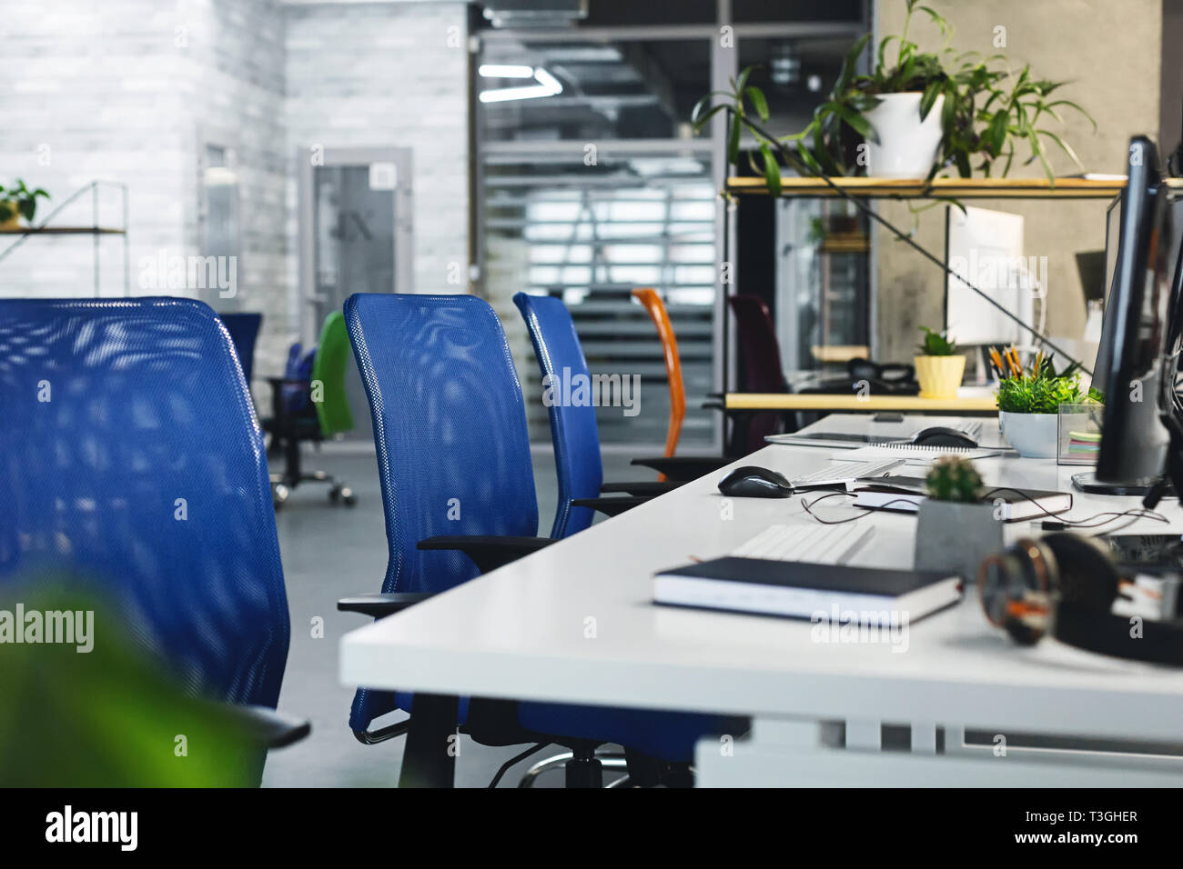 Moderne Büro für Arbeit, komfortablen Arbeitsplatz Innenraum Stockfoto