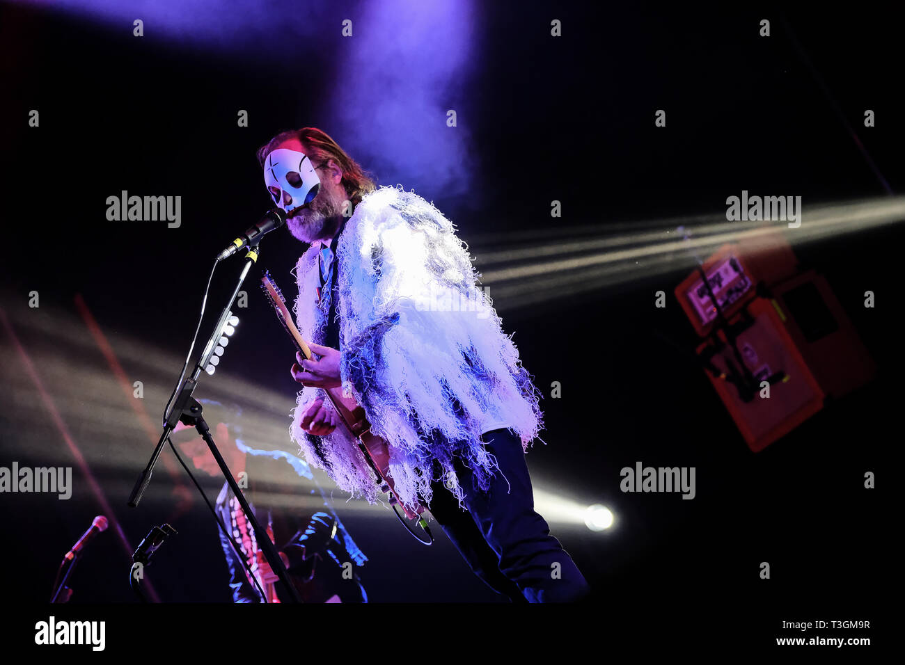 Turin, Italien. 08 Apr, 2019. Die Band der "Tre Allegri Ragazzi Morti" auf der Bühne des OGR-Torino. Mit ihrer Tour indacato dei Sogni" Titel ihrer letzten Album. Credit: Bruno Brizzi/Pacific Press/Alamy leben Nachrichten Stockfoto