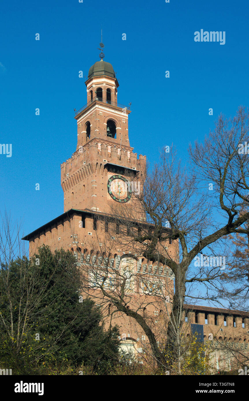 Der Glockenturm der Burg Sforza in Mailand, Italien Stockfoto