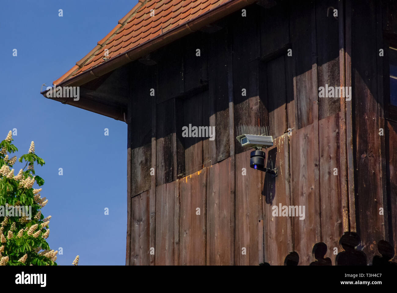 Überwachungskamera an einem Gebäude im Hafen von Konstanz am Bodensee,  Baden-Württemberg, Deutschland Stockfotografie - Alamy