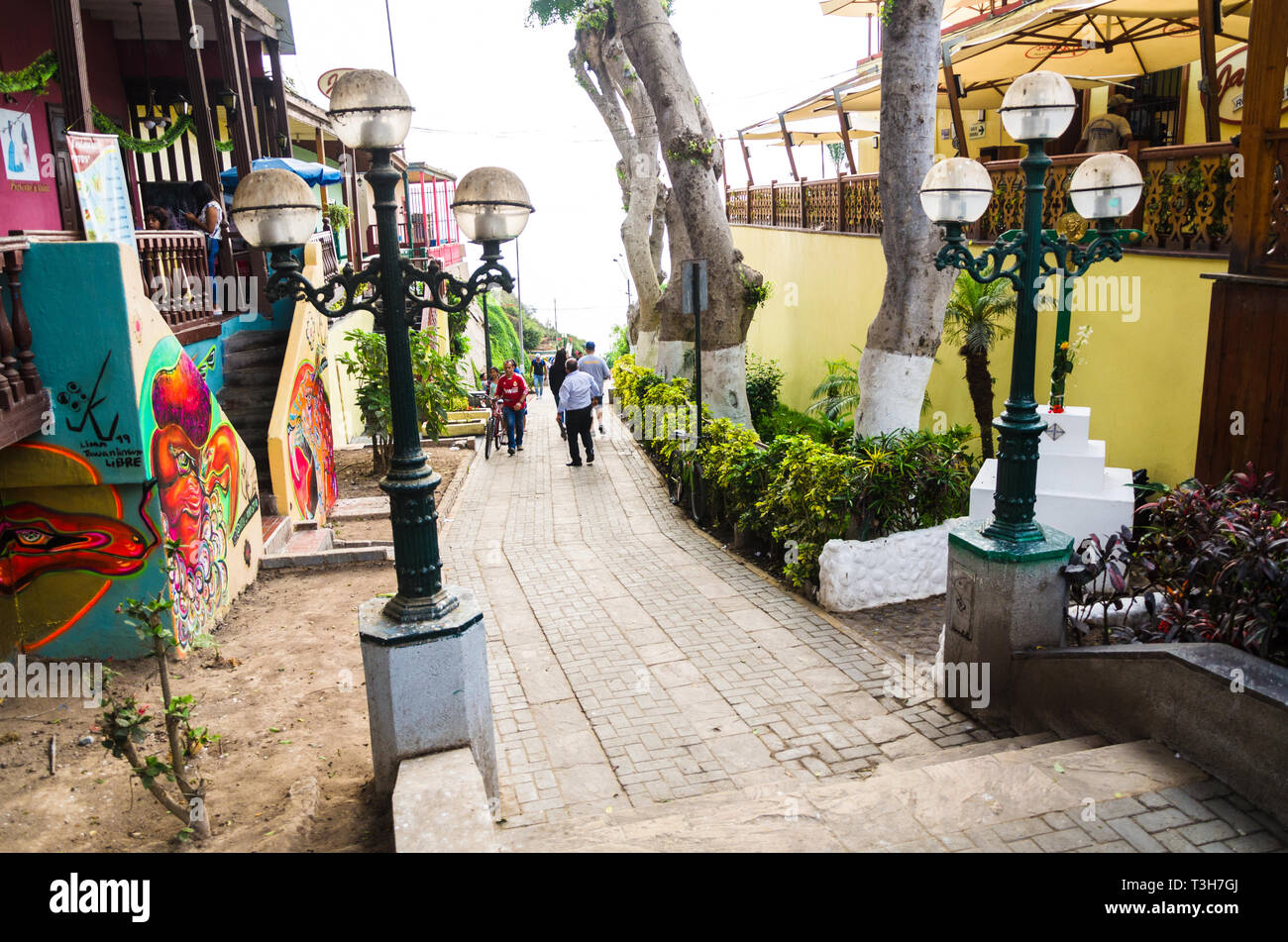 Lima, Peru, 17.Januar 2018: natürliche Bucht, wo die Fischer, die von Surco zu den Stränden von Barranco kam und in alten Zeiten die Bäder von Barranco abgestiegen. Stockfoto