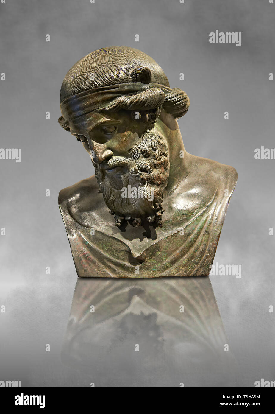 Roman Bronze Skulptur von dinoysus - Plato, Museum für Archäologie, Italien Stockfoto