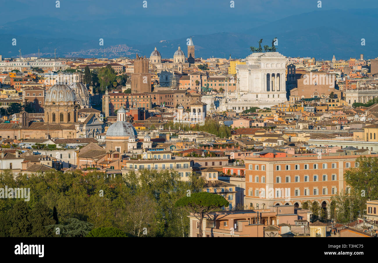 Panorama vom Gianicolo Terrasse mit dem Altare della Patria, in Rom, Italien. Stockfoto