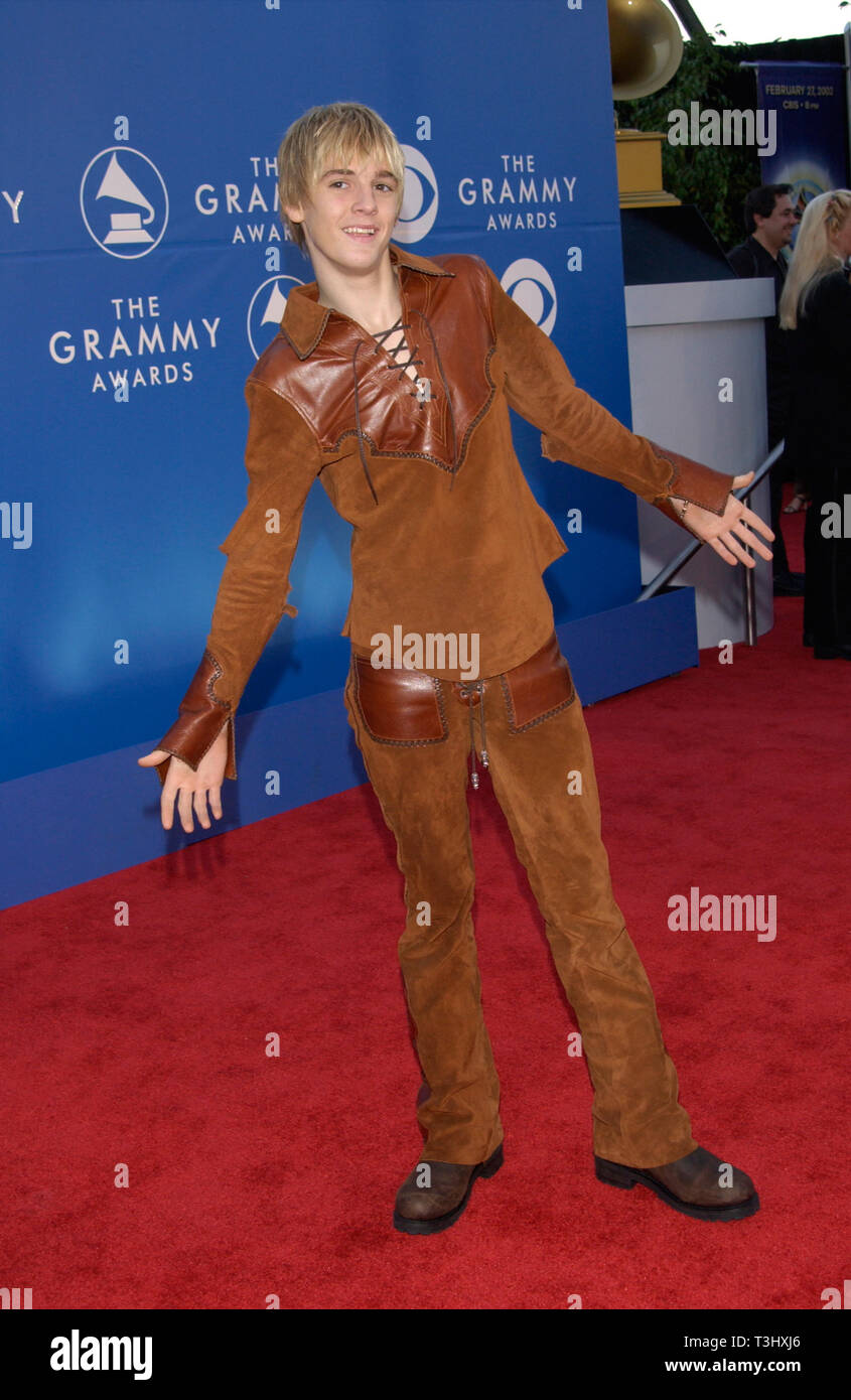 LOS ANGELES, Ca. Februar 27, 2002: Sänger Aaron Carter bei den Grammy Awards 2002 in Los Angeles. Stockfoto