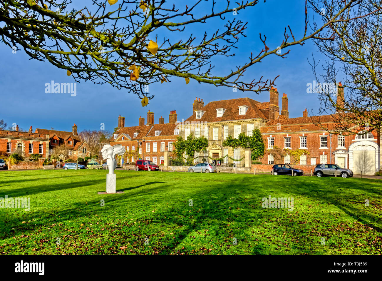 Chorknaben Square, Kathedrale, Salisbury, Wiltshire, England, Großbritannien Stockfoto