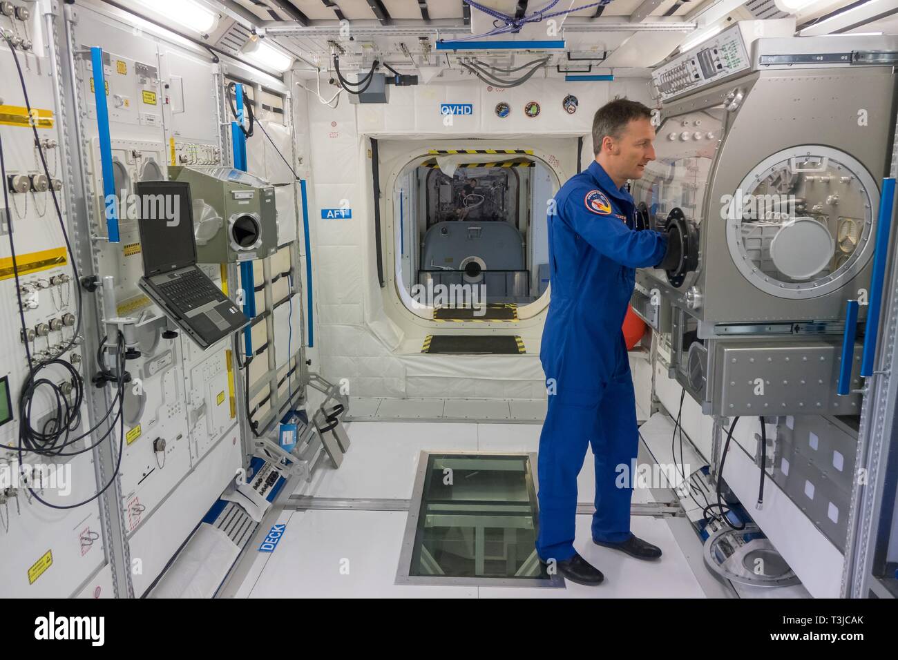 Matthias Maurer, Astronaut, im Raumschiff EAC, Trainingszentrum für Astronauten, Köln, Deutschland Stockfoto