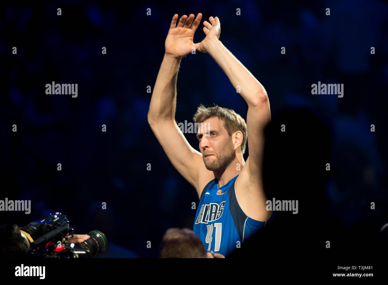 Dallas, USA. 09 Apr, 2019. Basketball: NBA; Rund; 81. Spieltag; Dallas Mavericks - Phoenix Suns im American Airlines Center. Mavericks Dirk Nowitzki. Credit: Philipp Hülsmann/dpa/Alamy leben Nachrichten Stockfoto