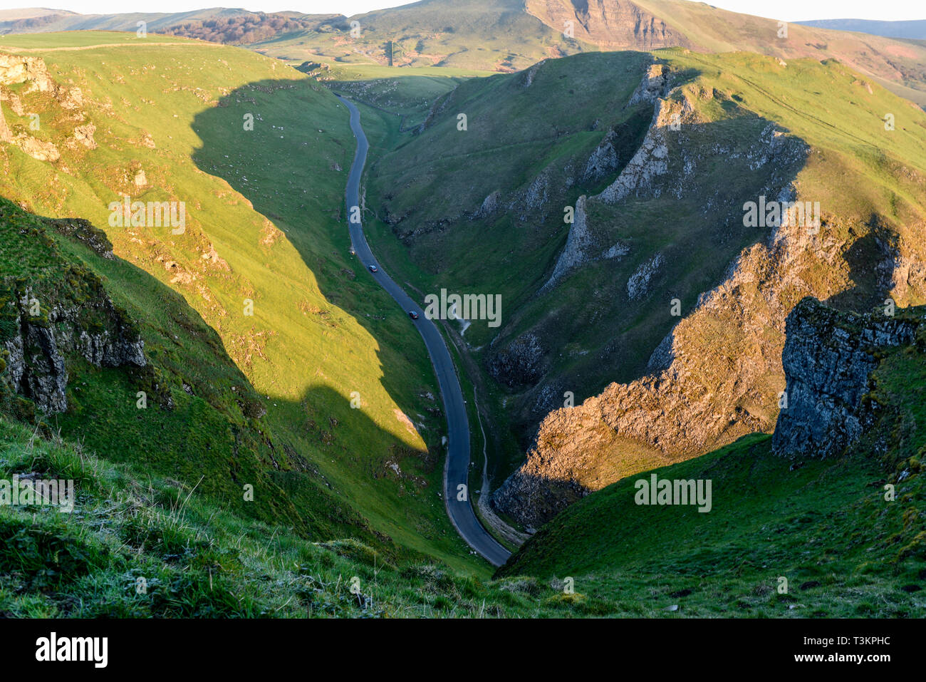 Winnats Pass Kalkstein Schlucht in den hohen Gipfel des Derbyshire, Großbritannien. Stockfoto