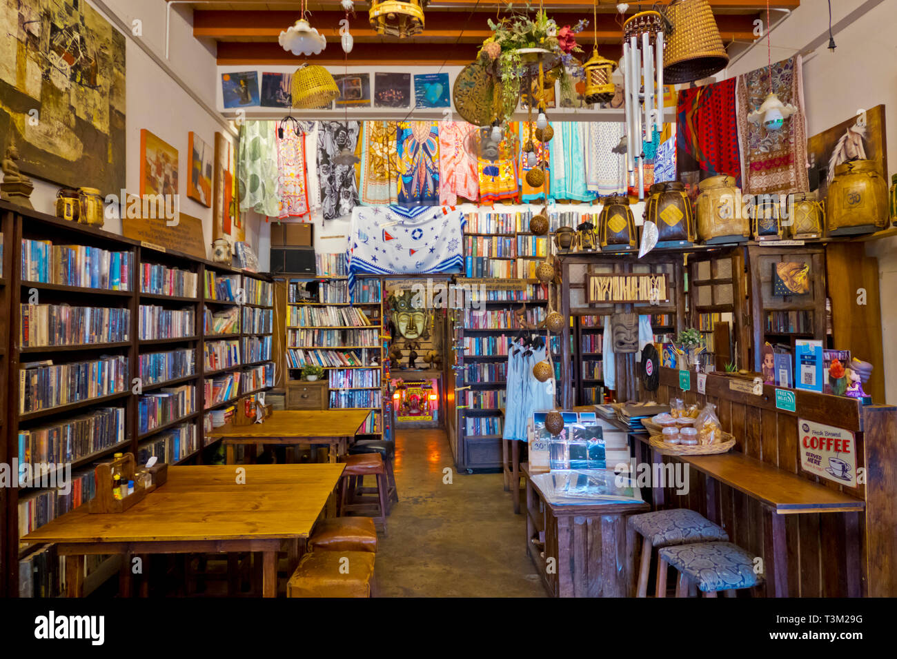 Pakarang Café und Buchhandlung, Stadt Krabi, Thailand Stockfoto
