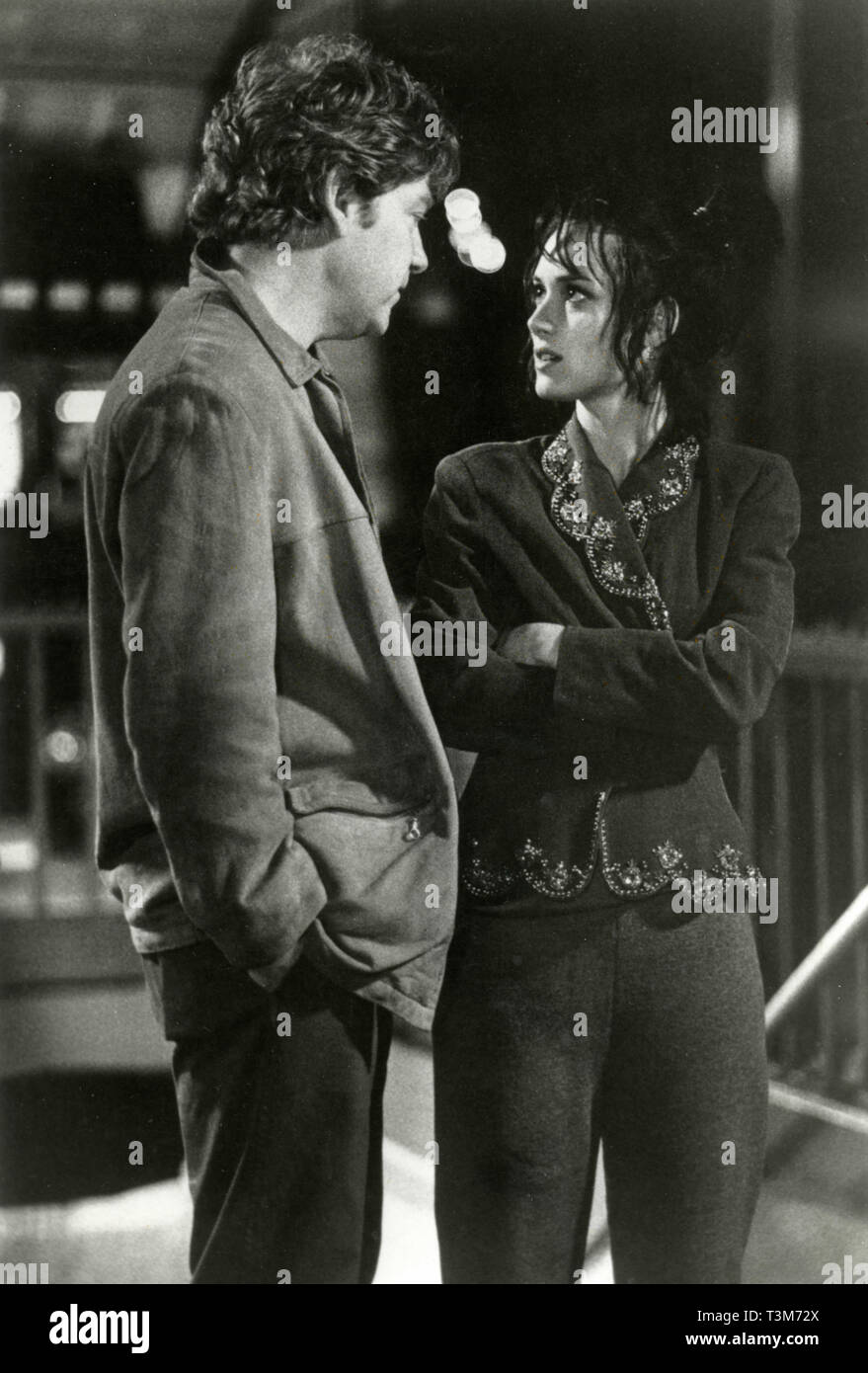 Kenneth Branagh und Winona Ryder im Film Berühmtheit, 1998 Stockfoto