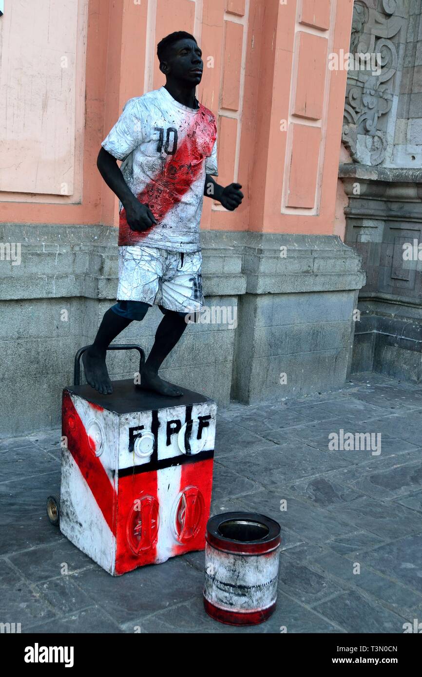 Theatralische Erholung in der Plaza San Martin in Lima. Abteilung von Lima Peru Stockfoto