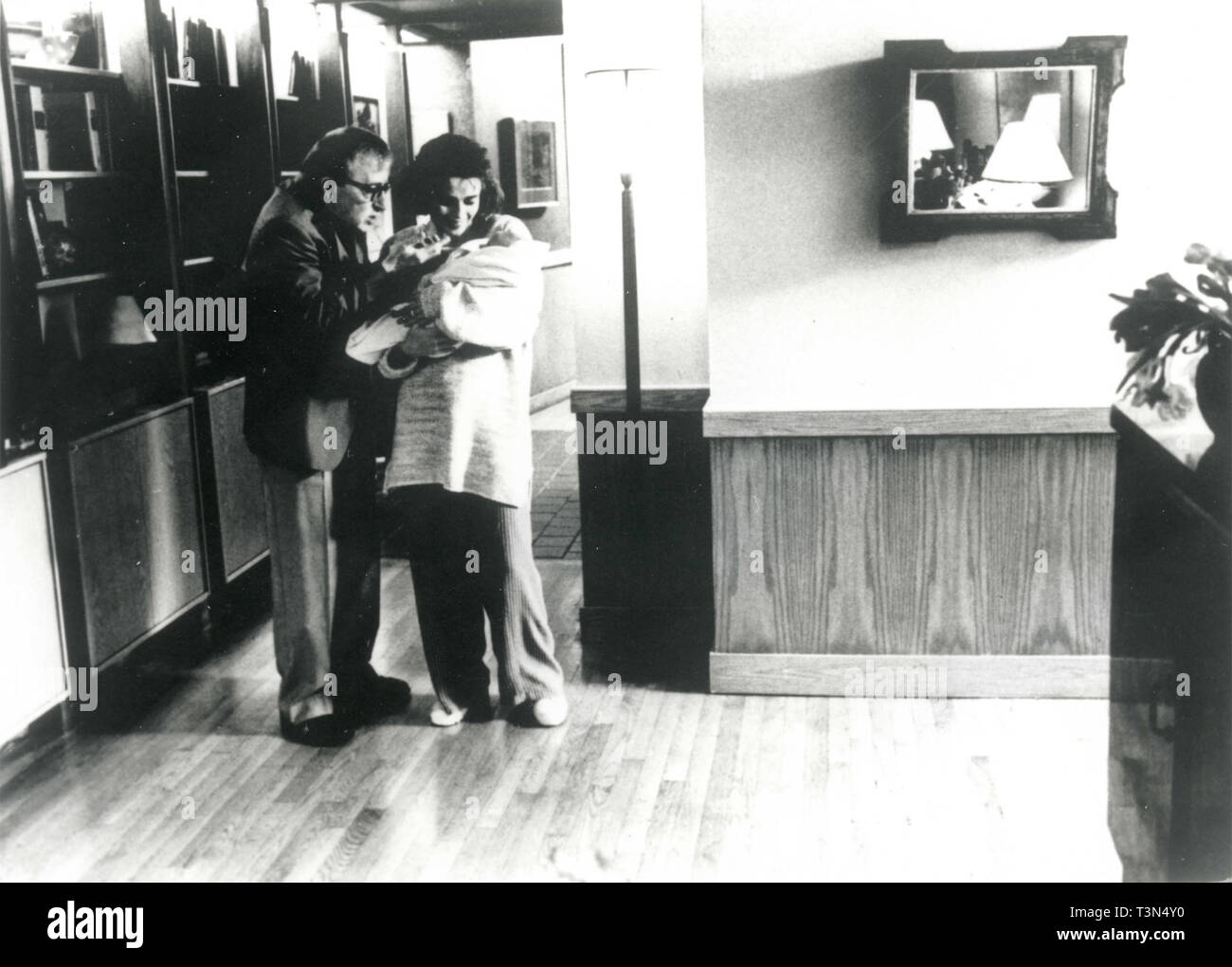 Schauspieler Woody Allen und Helena Bonham Carter im Film "Mighty Aphrodite, 1995 Stockfoto