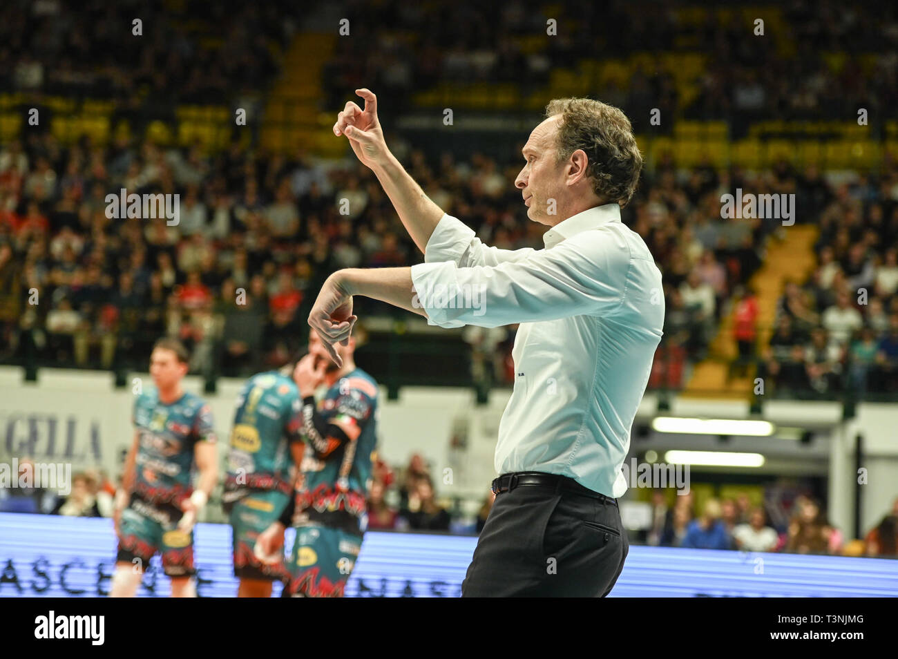 Monza, Italien. 07 Apr, 2019. Vero Volley Monza vs Sir Sicherheit Perugia Volley während der 2019 Playoff Viertelfinale Lega Volley 1 Männer. Credit: Tiziano Ballabio/Pacific Press/Alamy leben Nachrichten Stockfoto