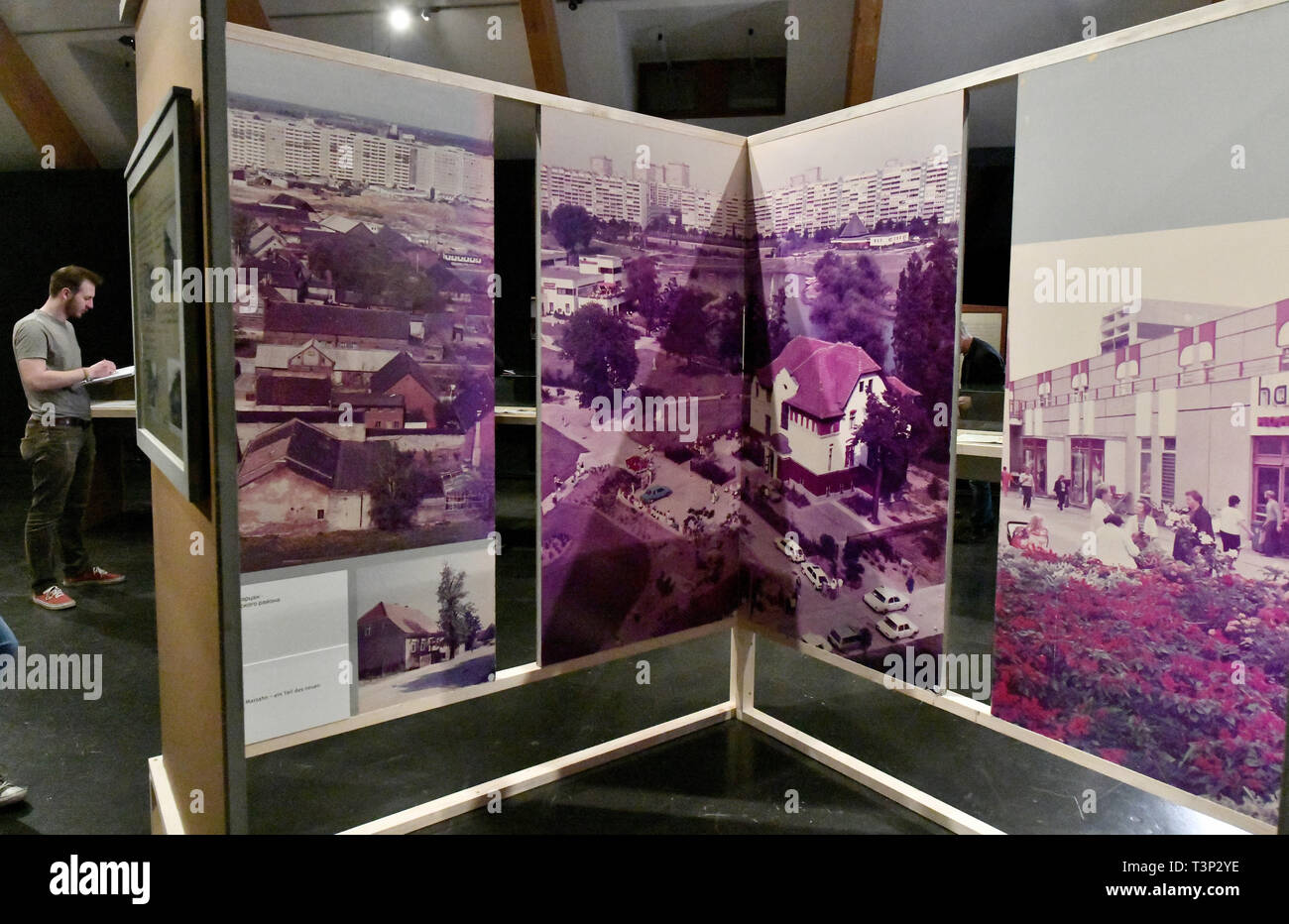 11 April 2019, Brandenburg, Potsdam Original Fotos aus der Ausstellung